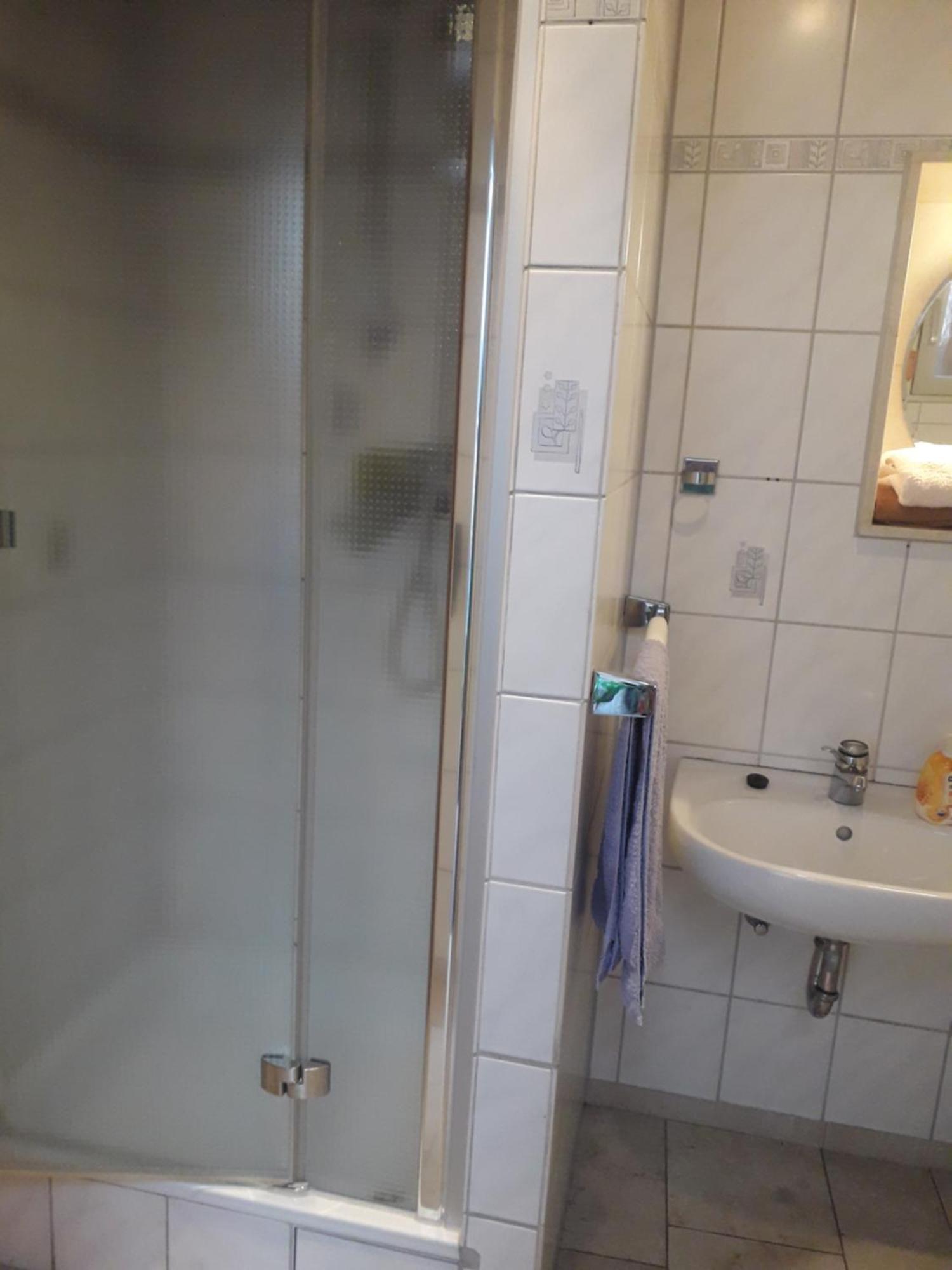 Wacholderweg 10,hans Hyzak Privatunterkunft Düsseldorf